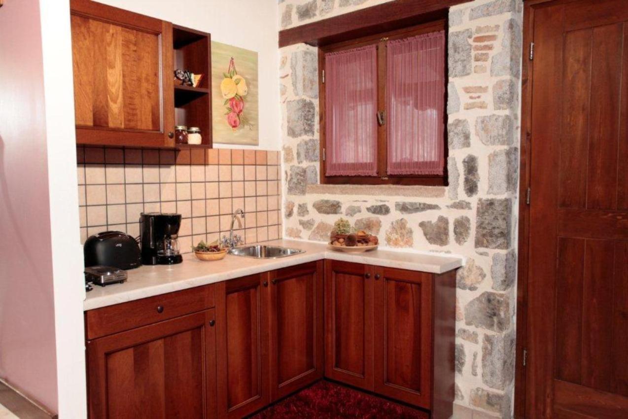 Apartament Efharis Filoxenon Feneos Zewnętrze zdjęcie